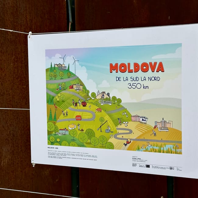 Plakat „moldova: de la sud la nord 350 km” w artcor w kiszyniowie.