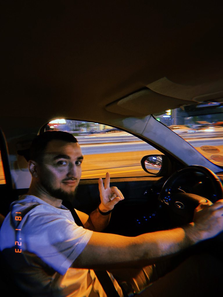 UAE, Filip