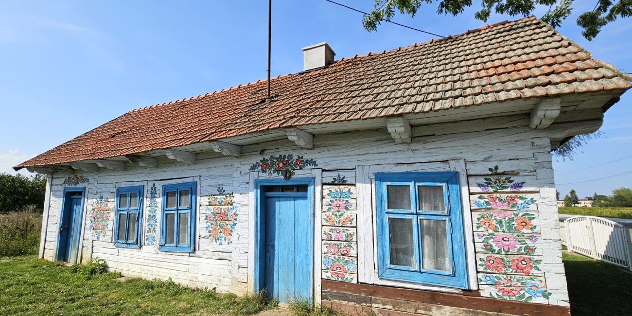 Poland, Zalipie Colorful house