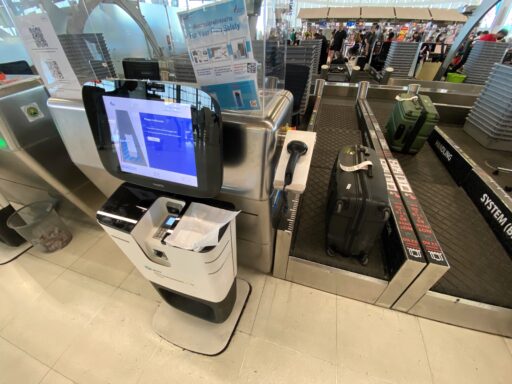 Damaged luggage, Luggage in Thailand airport