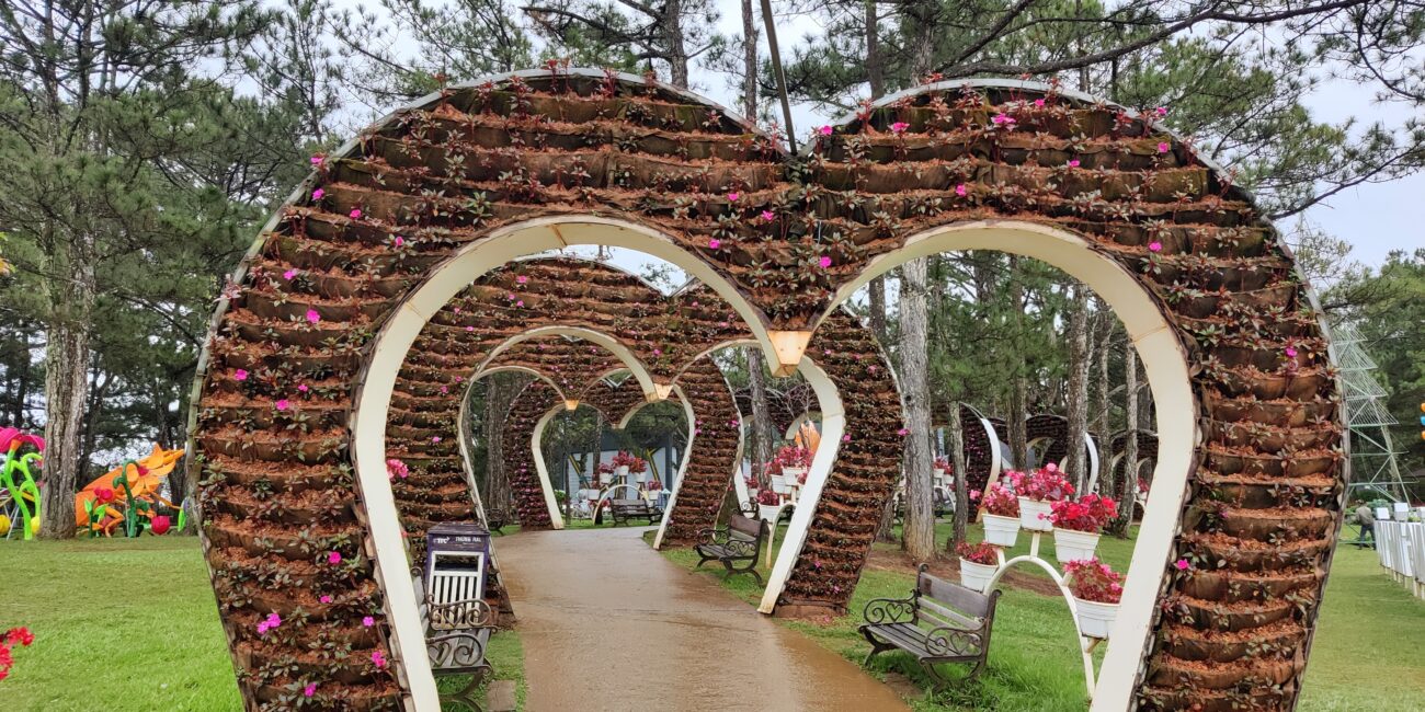 Vietnam, Da Lat Love Valley