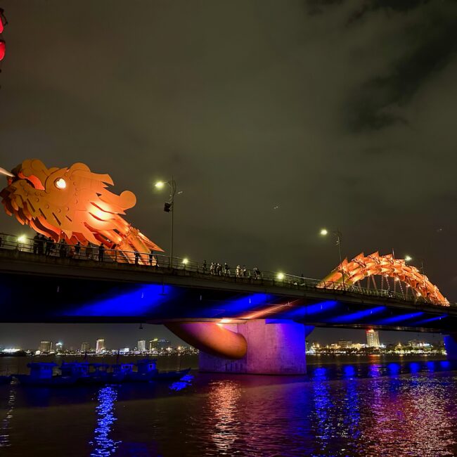 Vietnam, Da Nang Dragon Bridge