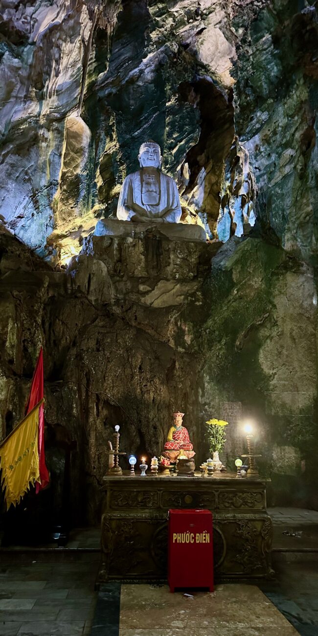 Vietnam, Da Nang Marble Mountains