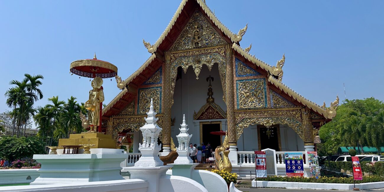 Thailand, Chiang Mai Wat Phra Singh Woramahawihan