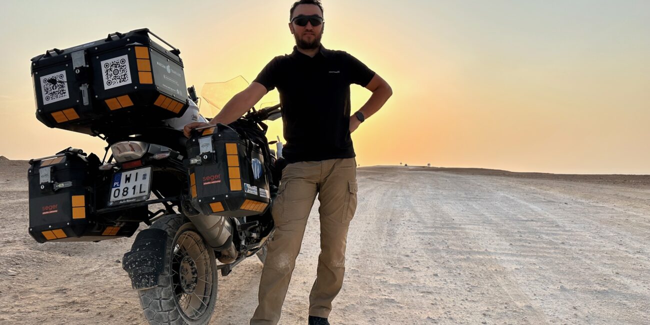 Desert horizons motorcycle expedition, saudi arabia edge of the world