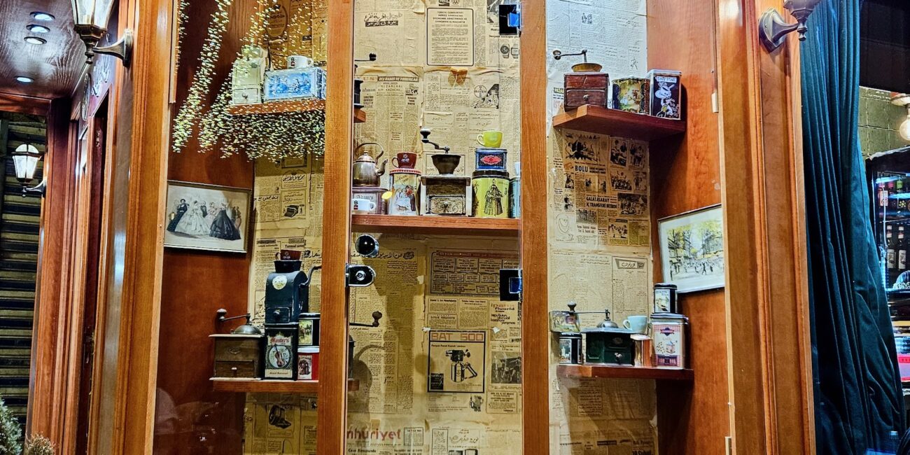 Iraq, baghdad al rasheed street