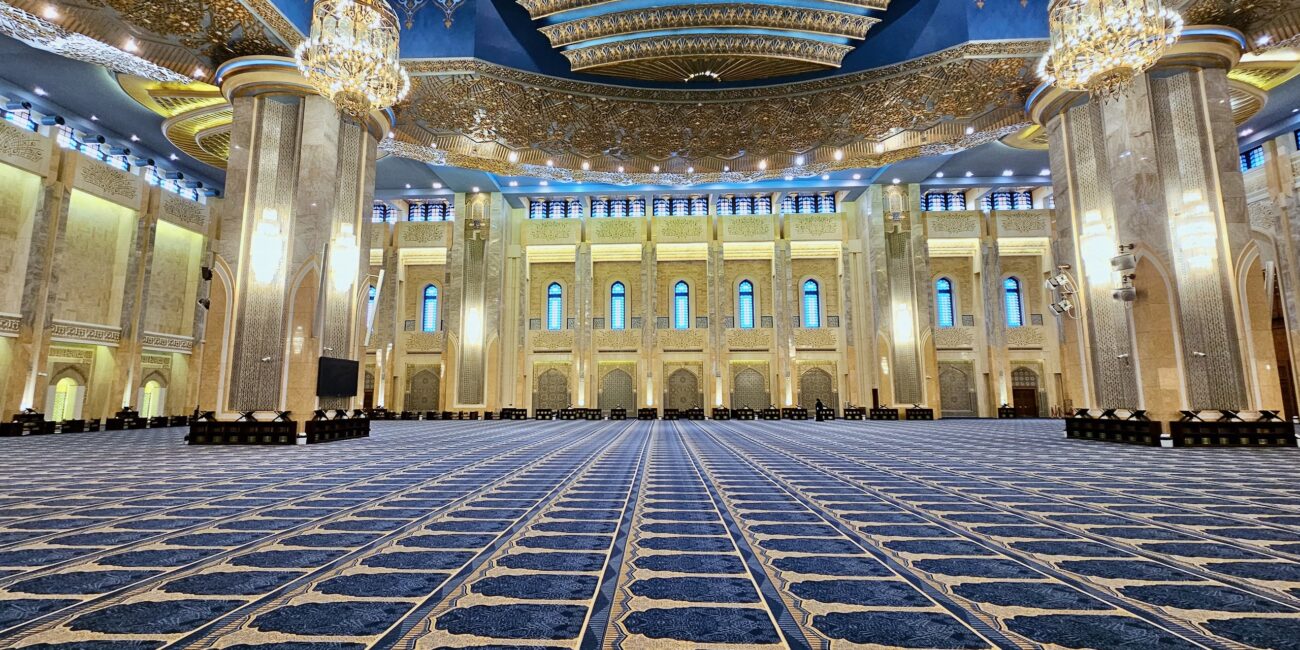 Kuwait, city grand mosque