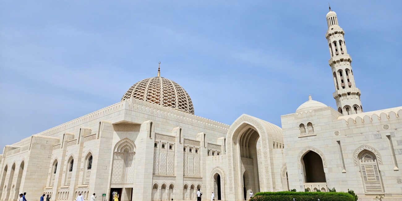Oman, muscat sultan qaboos grand mosque
