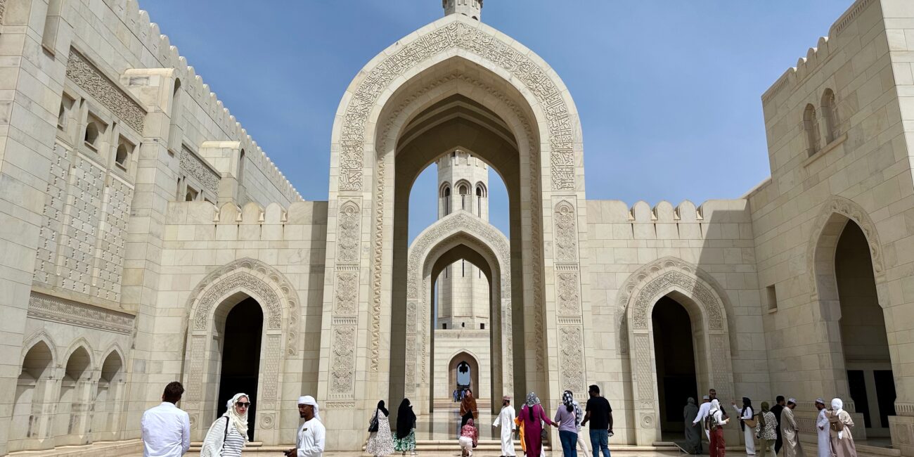 Oman, muscat sultan qaboos grand mosque